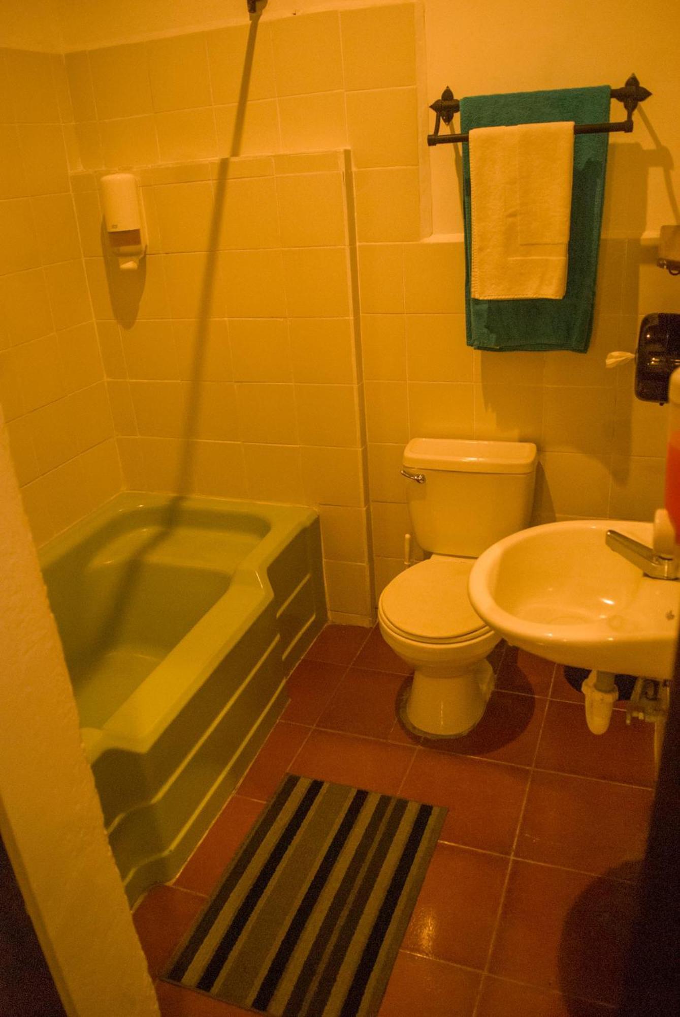 Tzunun Hostel Antigua Ngoại thất bức ảnh