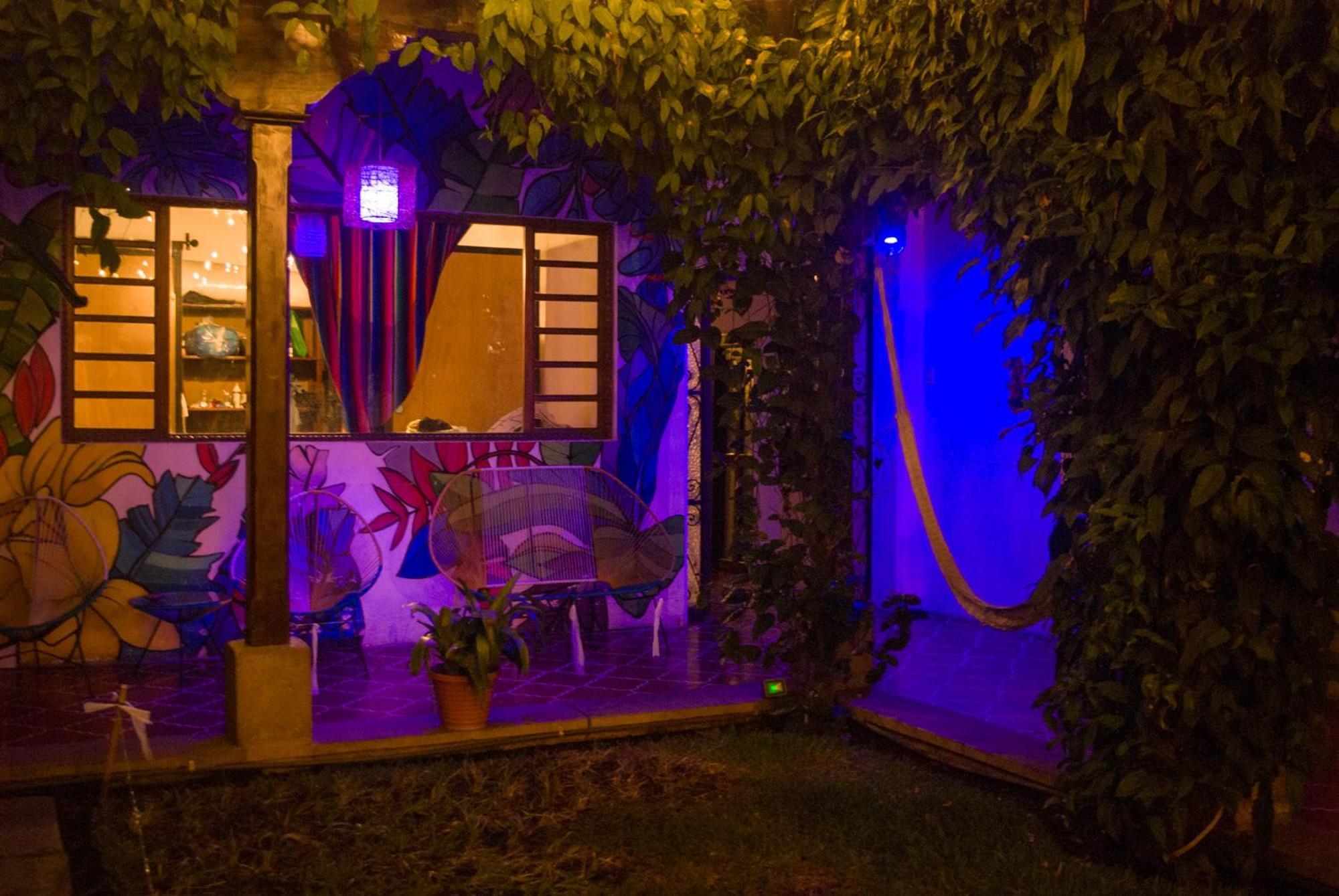Tzunun Hostel Antigua Ngoại thất bức ảnh